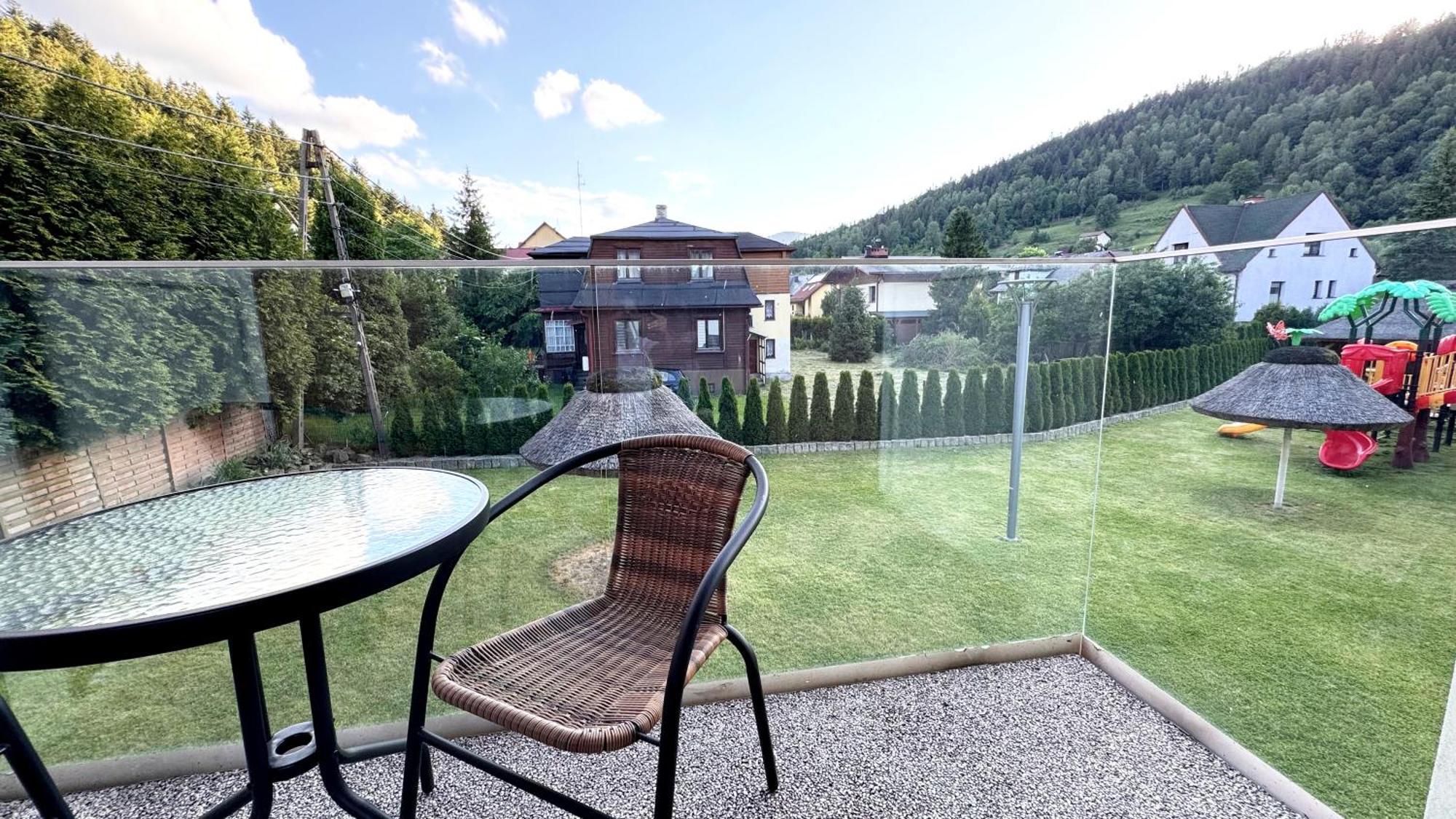 Villa Monica Apartamenty Szczyrk Exterior photo